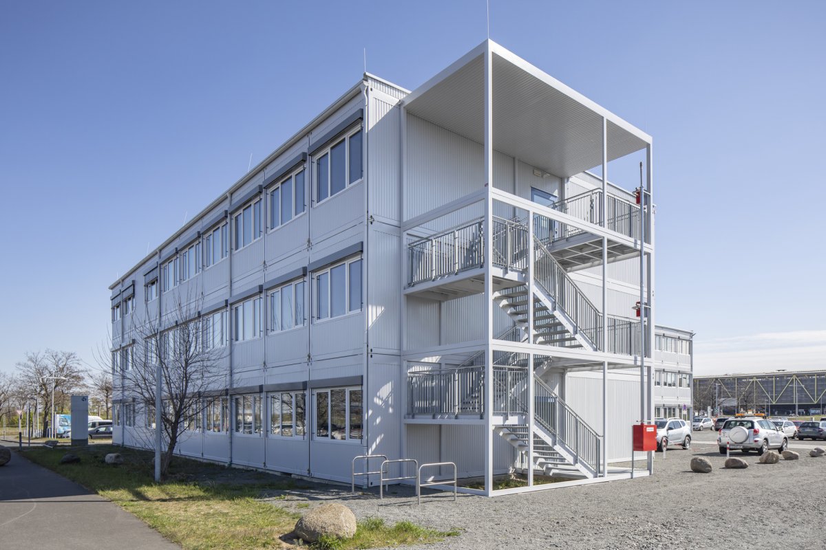 Zentrale_Baustelleneinrichtung_Flughafen_Leipzig_01